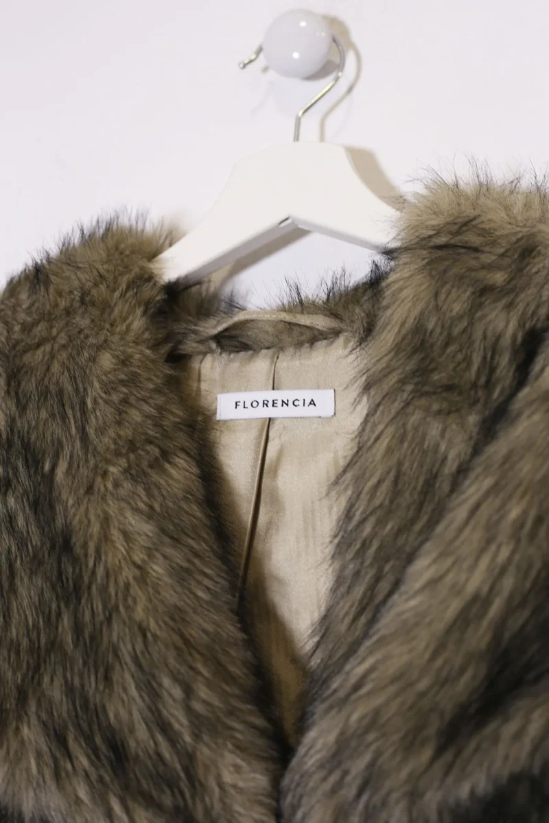 Chaqueta efecto pelo - Imagen 8