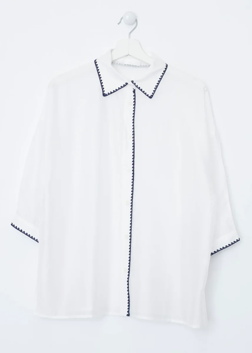 Camisa organza detalle crochet - Imagen 8