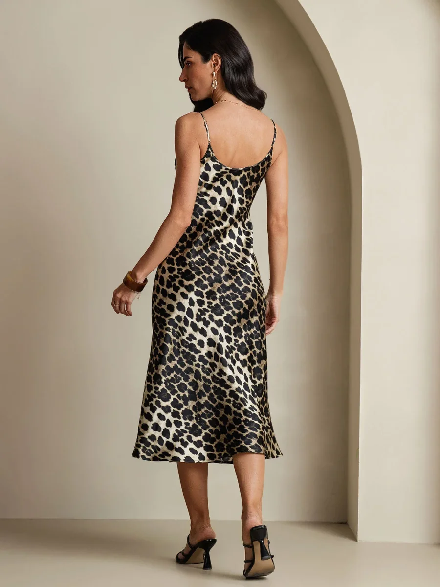 Vestido Midi De Seda Pura Con Estampado De Leopardo Tirantes Finos Escote En V - Imagen 9