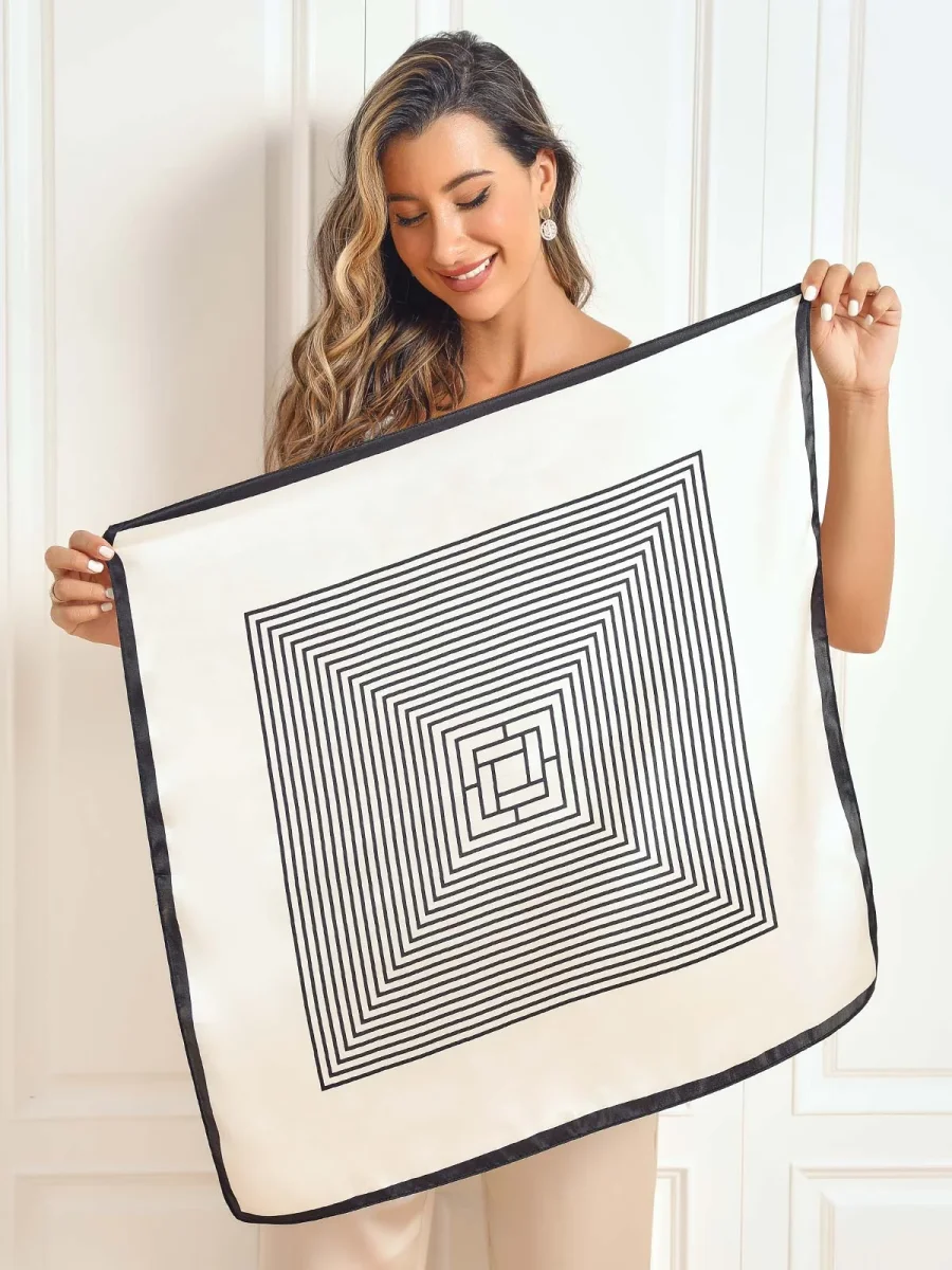Pañuelo Cuadrado Estampado de Seda Pura 68x68cm - Imagen 2