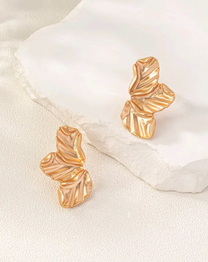 Pendientes geométricos diseño de media flor, Ailén - Imagen 5