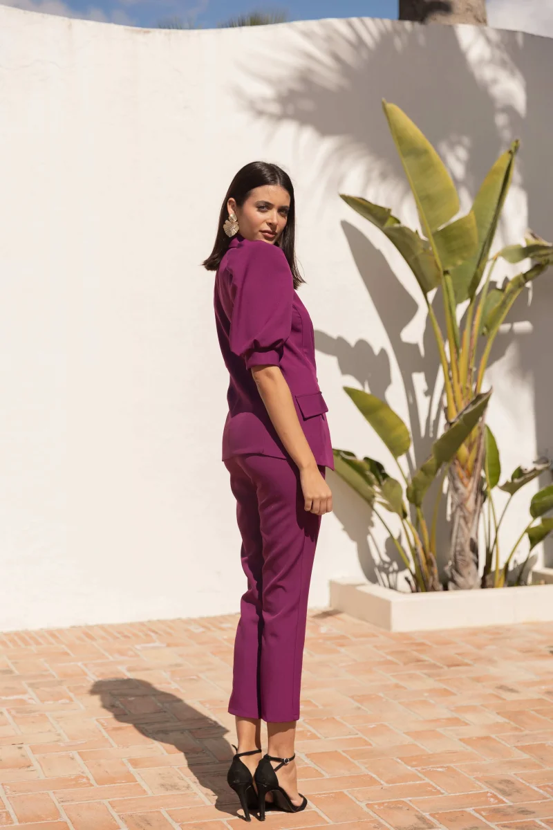 Traje Invitada Boda | Crepe | Berenjena | Rodanne - Imagen 3
