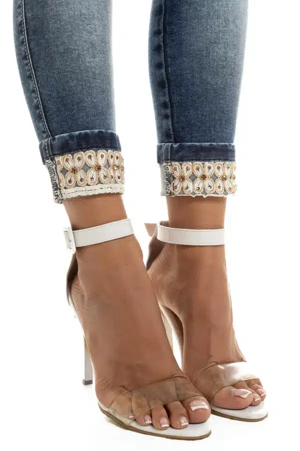 Pantalón Colombiano Levanta Cola con Bordado – Lujuria Jeans 71348 - Imagen 5