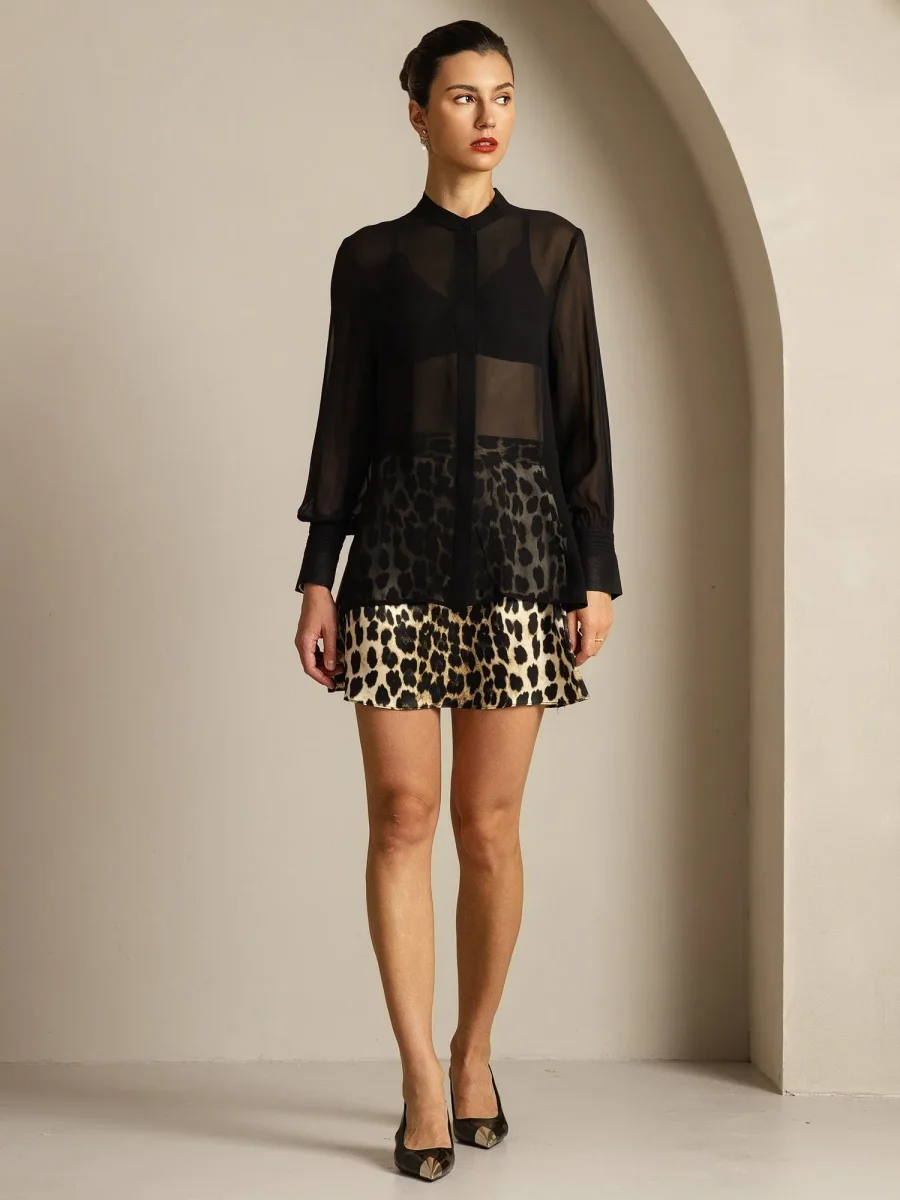 Seda Pura Blusa de Manga Larga Con Corte Transparente - Imagen 9
