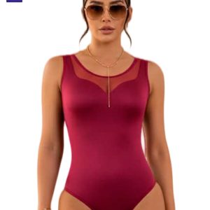 Body elegante con transparencia superior disponible en varios colores