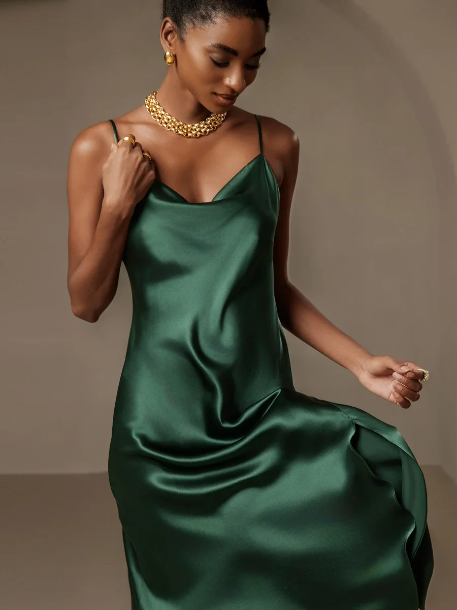 Vestido largo de seda pura con tirantes finos y abertura - Imagen 5