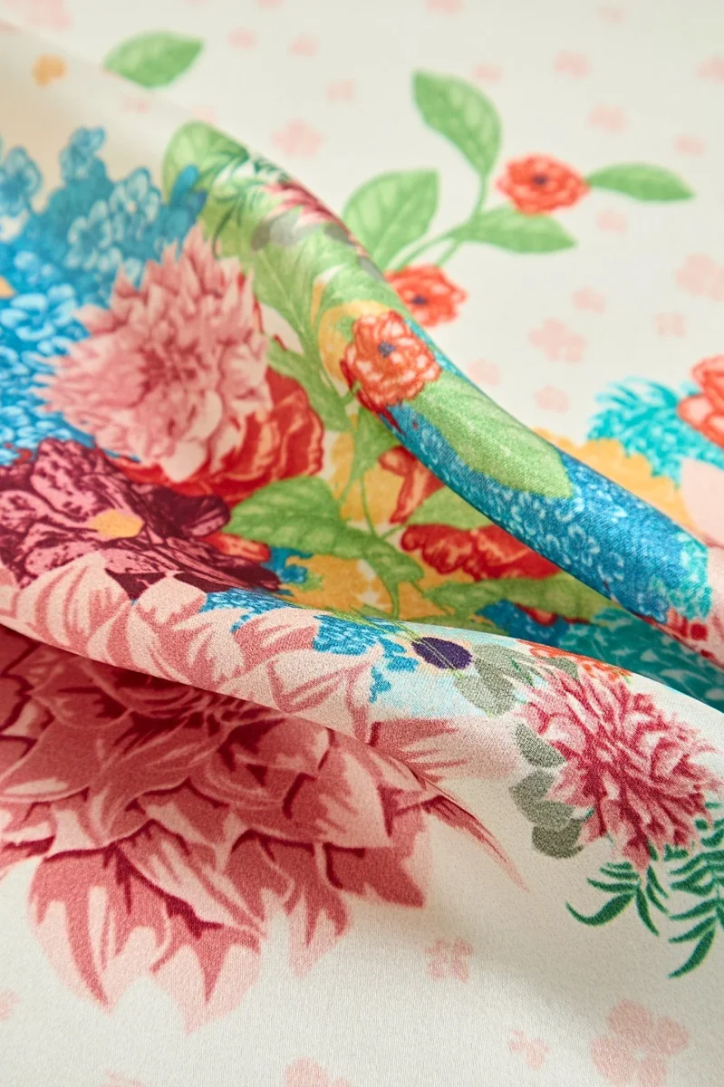 Pañuelo Cuadrado de Seda Pura con Flores y Borde Verde 53*53 cm - Imagen 6