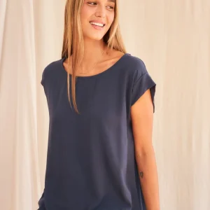 Blusa detalle lazo