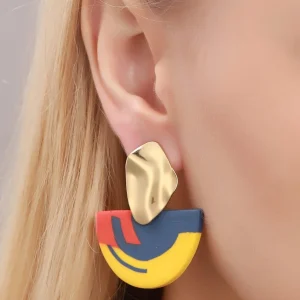 Pendientes geométricos colgantes, Serena