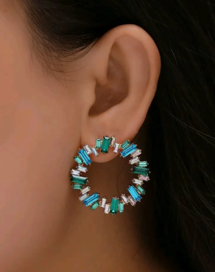 Pendientes geométricos de aro con cristales, Belisa - Imagen 5