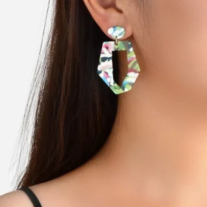 Pendientes geométricos de resina, Jasmina