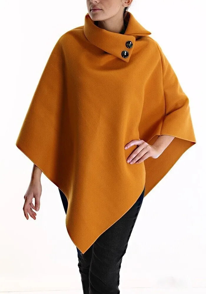 Poncho con botones - Imagen 2