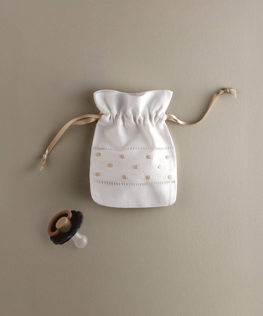 Bolsa para el chupete bordada con Bodoques y vainica - Imagen 2