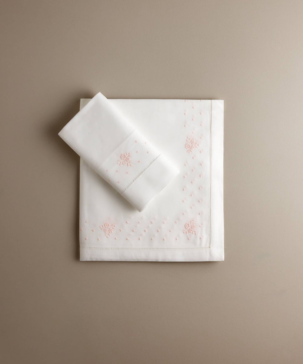 Sábana encimera de cuna con flores bordadas en rosa y funda de almohada - Imagen 2